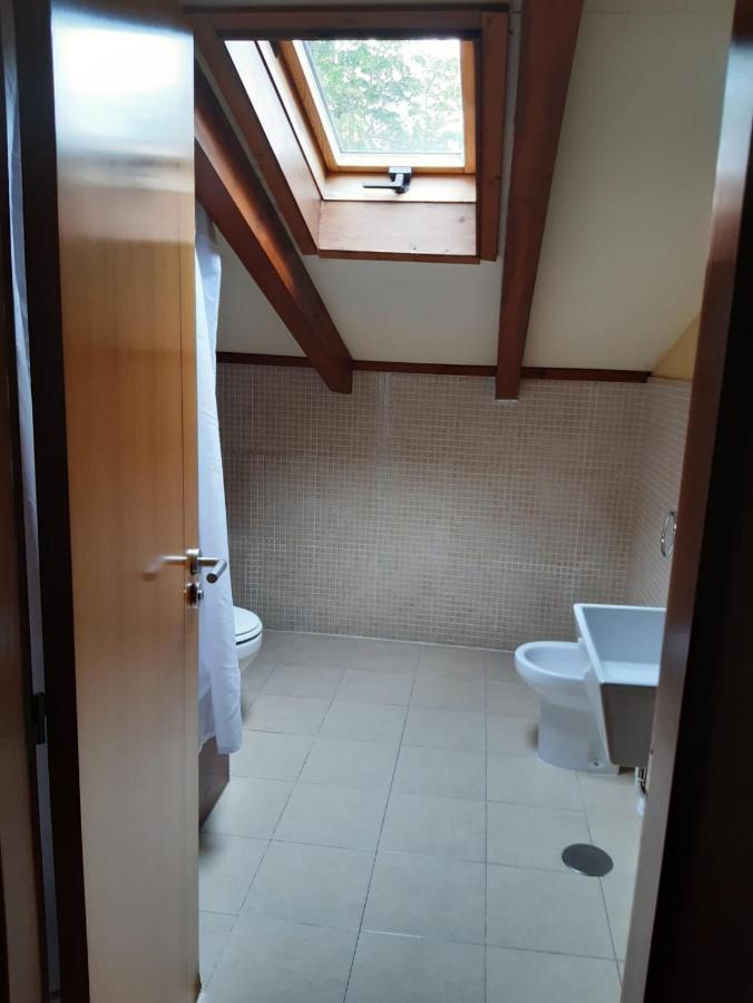 פרואזה Hotel La Plaza מראה חיצוני תמונה